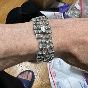 Vintage Silver Tone Rhinestone Bracelet 7”